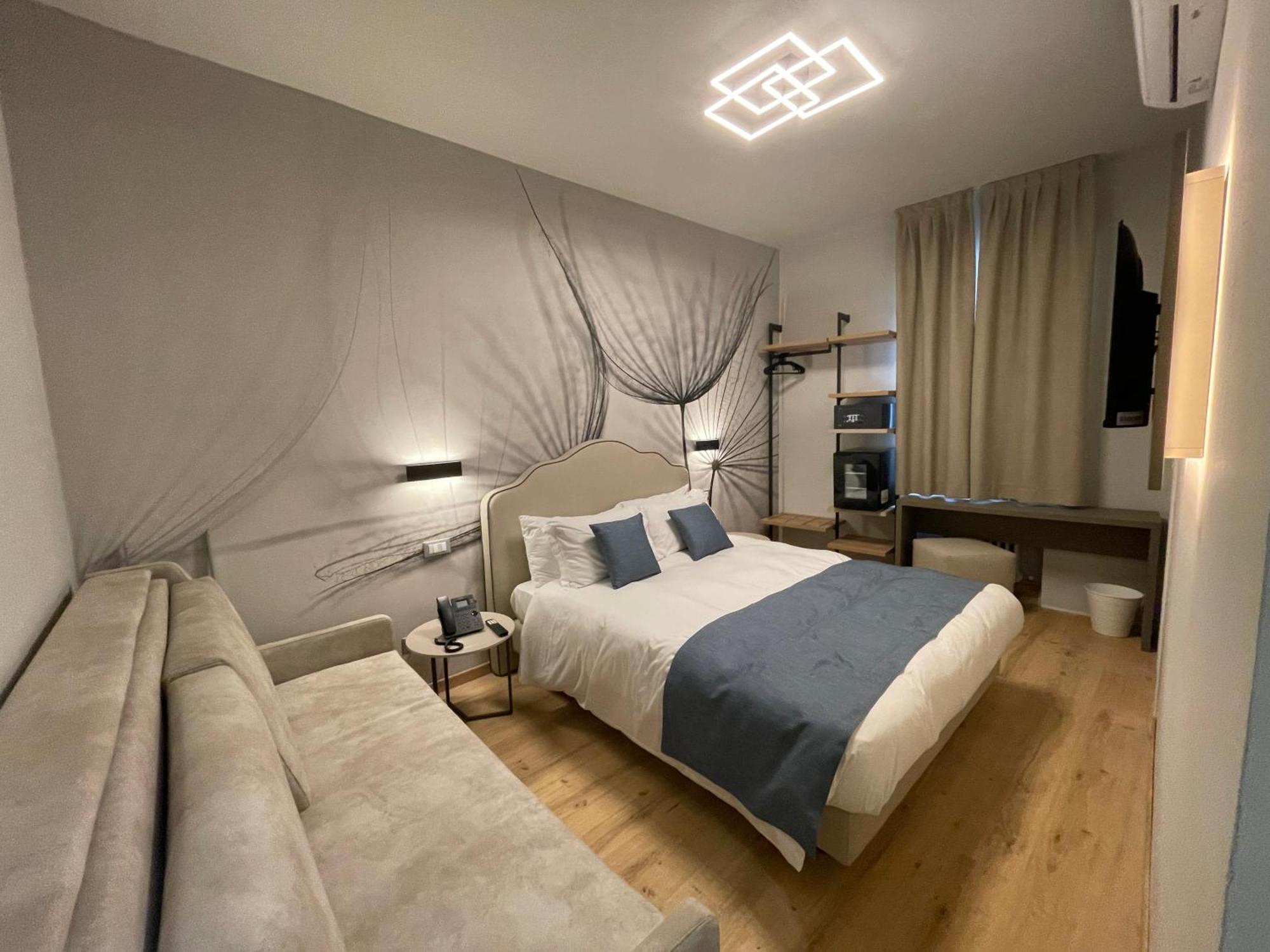 Hotel Central Giacomini Salò Eksteriør billede