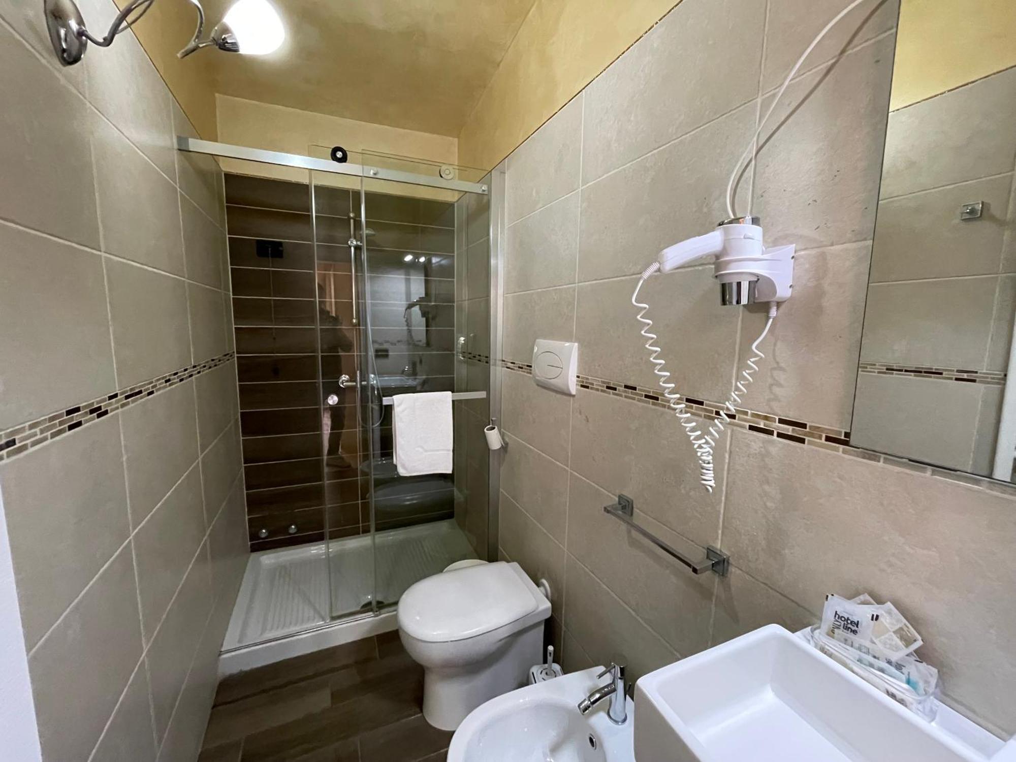 Hotel Central Giacomini Salò Eksteriør billede