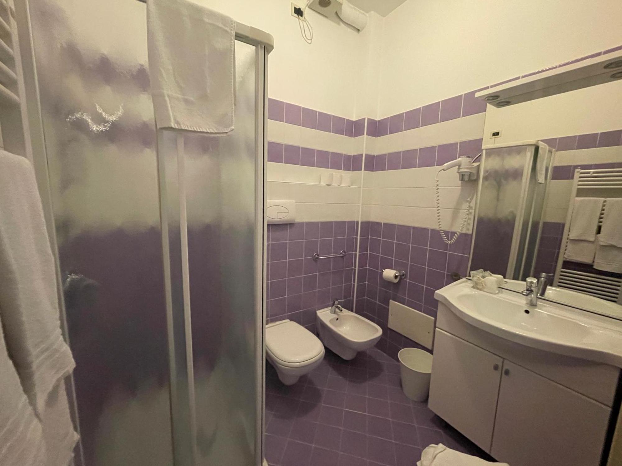 Hotel Central Giacomini Salò Eksteriør billede