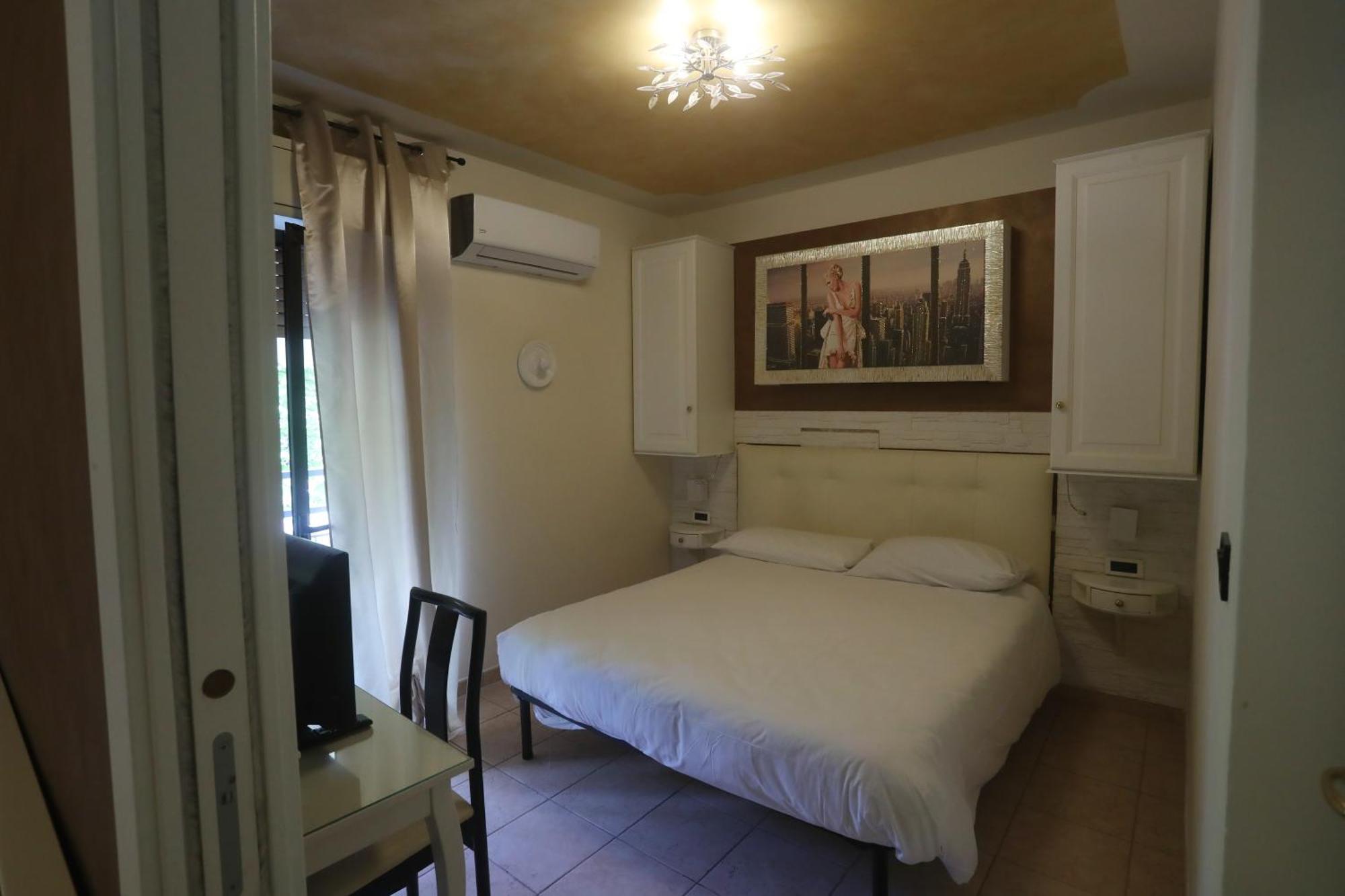 Hotel Central Giacomini Salò Eksteriør billede